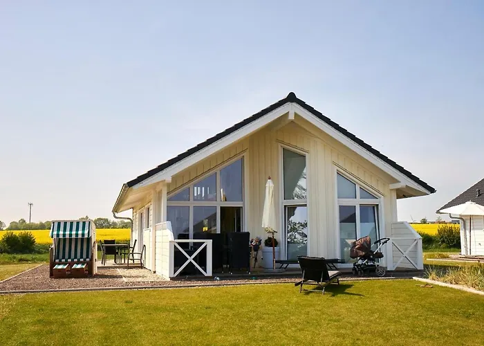 Luxuswellnesshaus Bootshus Bliesdorf